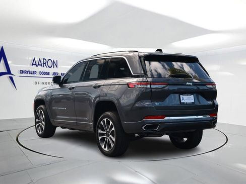 Used 2023 Jeep Grand Cherokee Overland w/ Luxury Tech Group IV AWD/4WD image 2