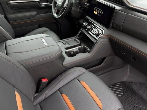 New 2026 GMC Sierra 2500 AT4 w/ AT4 Premium Plus Package AWD/4WD image 16