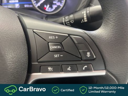 Used 2025 Nissan Sentra SV FWD image 30