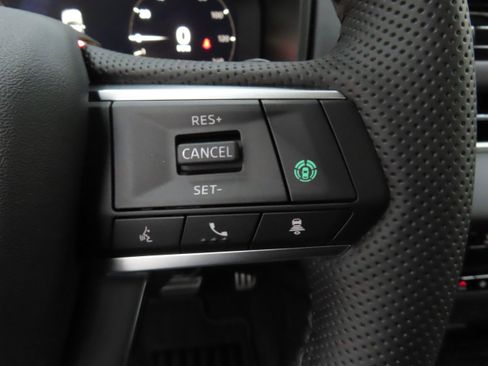 New 2026 Mitsubishi Outlander SEL FWD image 13