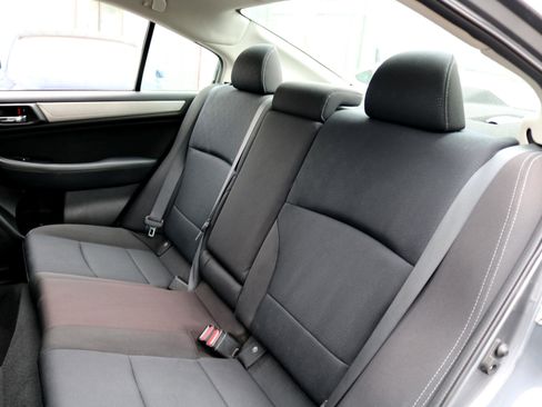 Used 2019 Subaru Legacy 2.5i Premium image 34