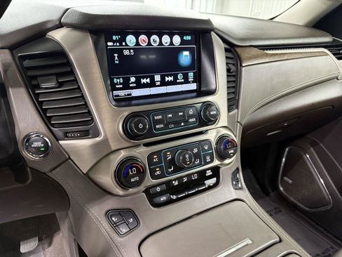 Used 2019 GMC Yukon XL Denali w/ Open Road Package AWD/4WD image 19