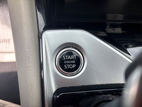 Used 2022 Nissan Altima 2.5 SV w/ SV Premium Package AWD/4WD image 29