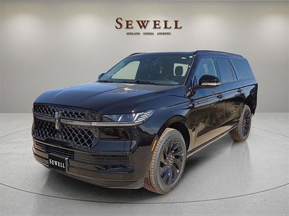 New 2026 Lincoln Navigator L Reserve w/ Jet Appearance Package