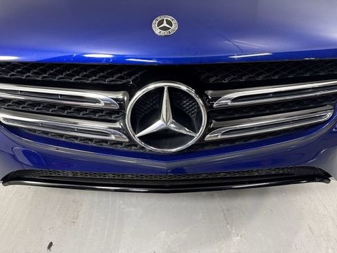 Used 2019 Mercedes-Benz GLC 300 4MATIC image 25