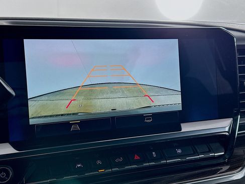 Used 2023 Chevrolet Silverado 1500 LT image 23