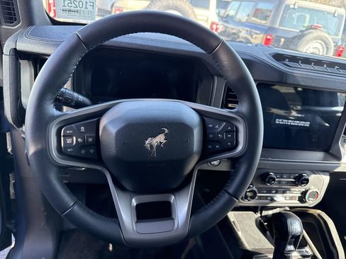 New 2025 Ford Bronco Badlands image 25