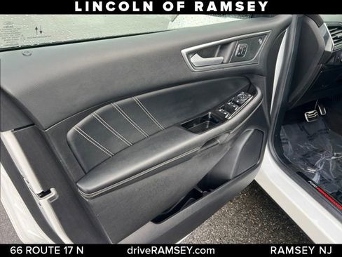 Used 2020 Ford Edge ST w/ Equipment Group 401A image 9