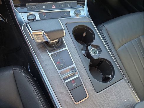 Used 2024 Audi A6 Premium Plus image 30