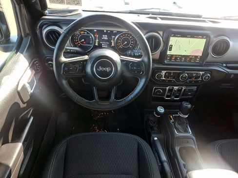 Used 2021 Jeep Wrangler Unlimited Sport AWD/4WD image 13