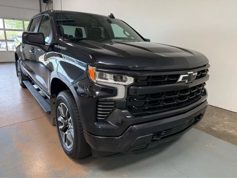 Used 2024 Chevrolet Silverado 1500 RST w/ Protection Package AWD/4WD image 5