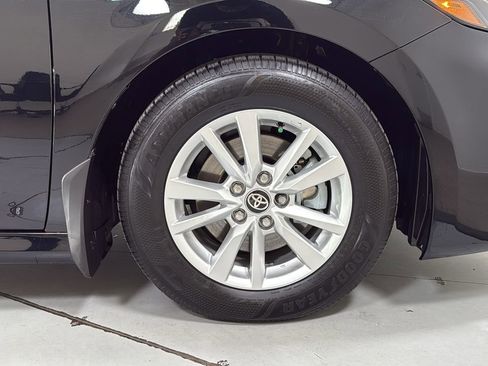 Used 2026 Toyota Camry LE w/ Convenience Package image 21