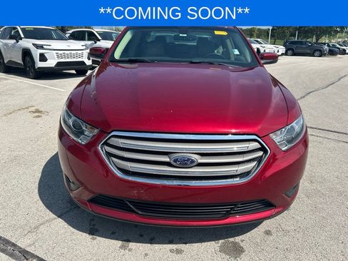 Used 2018 Ford Taurus SEL w/ Equipment Group 201A FWD image 2
