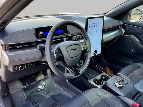 Used 2023 Ford Mustang Mach-E GT w/ GT Performance Edition AWD/4WD image 17
