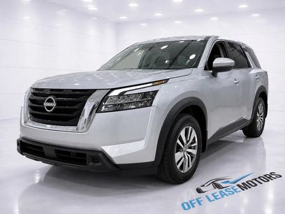Used 2024 Nissan Pathfinder S