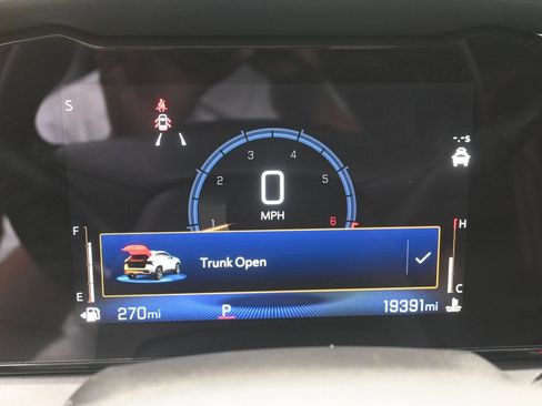 Used 2024 Chevrolet Trax ACTIV w/ Driver Confidence Package FWD image 27