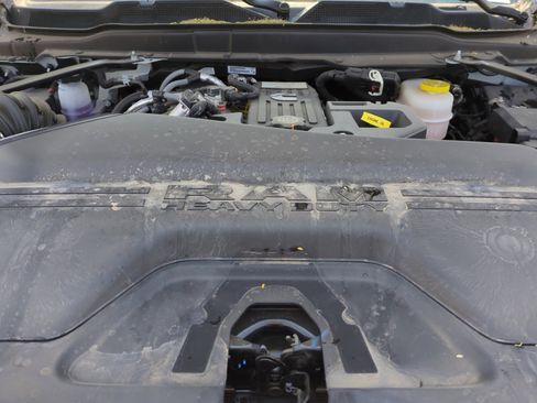 New 2025 RAM 2500 Laramie image 21