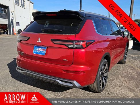 New 2026 Mitsubishi Outlander SEL image 12