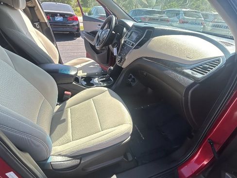 Used 2017 Hyundai Santa Fe Sport FWD image 28