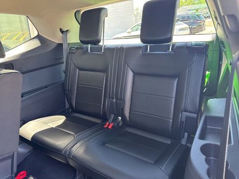 Certified 2023 Volkswagen Atlas SE w/ Panoramic Sunroof Package AWD/4WD image 25