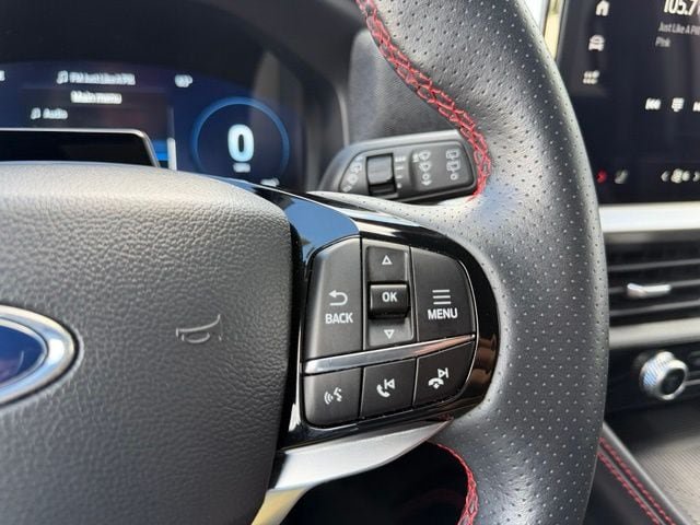 Used 2025 Ford Explorer ST-Line AWD/4WD image 17
