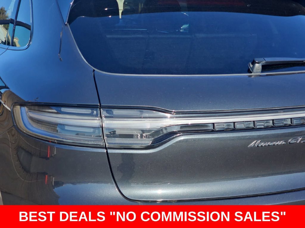 Used 2024 Porsche Macan GTS AWD/4WD image 40
