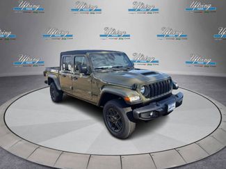 New 2026 Jeep Gladiator Sport video 1