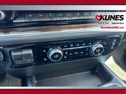 New 2026 GMC Sierra 1500 Elevation w/ Elevation Premium Package AWD/4WD image 26