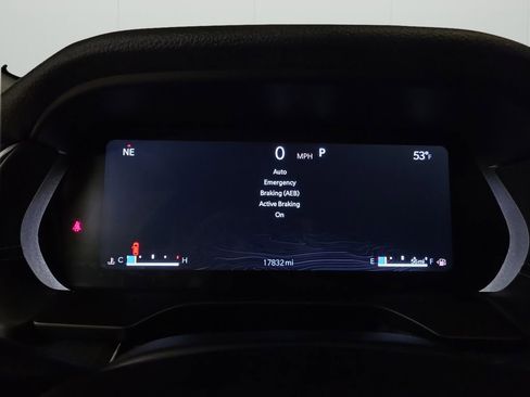 Certified 2025 Jeep Grand Cherokee L Laredo AWD/4WD image 19
