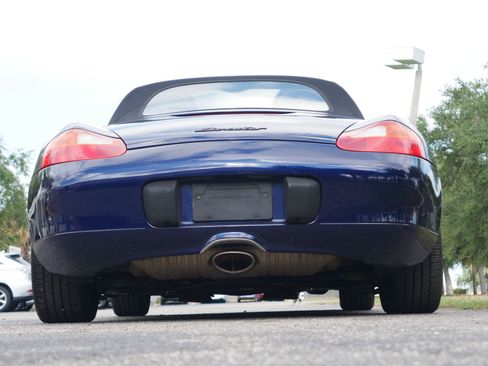 Used 2002 Porsche Boxster RWD image 25