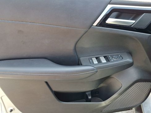 Used 2024 Mitsubishi Outlander SE AWD/4WD image 10