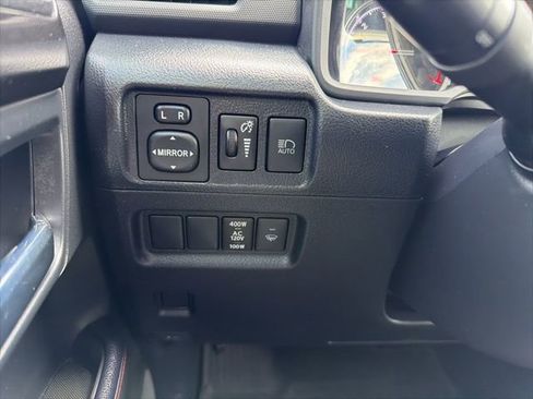 Used 2023 Toyota 4Runner TRD Off-Road AWD/4WD image 13