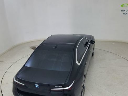 Used 2023 BMW i7 xDrive60 AWD/4WD image 88