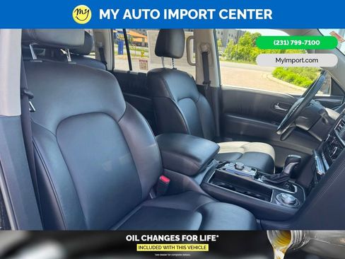 Used 2024 Nissan Armada SV AWD/4WD image 30