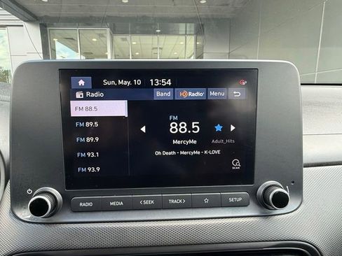 Used 2023 Hyundai Kona SEL FWD image 30