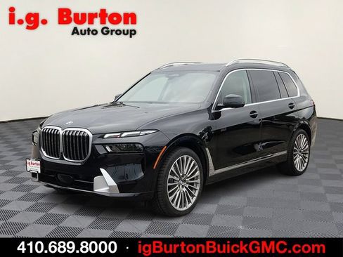 Used 2023 BMW X7 xDrive40i w/ Executive Package AWD/4WD image 3
