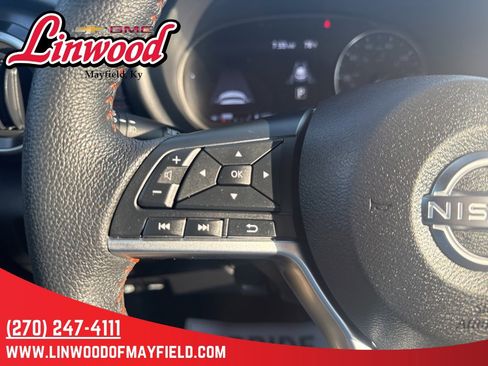 Used 2024 Nissan Kicks SR w/ SR Premium Package image 33