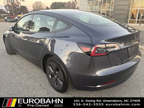 Used 2023 Tesla Model 3 Standard Range image 5