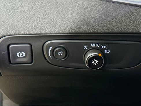 Used 2020 Buick Enclave Avenir w/ Avenir Technology Package image 10