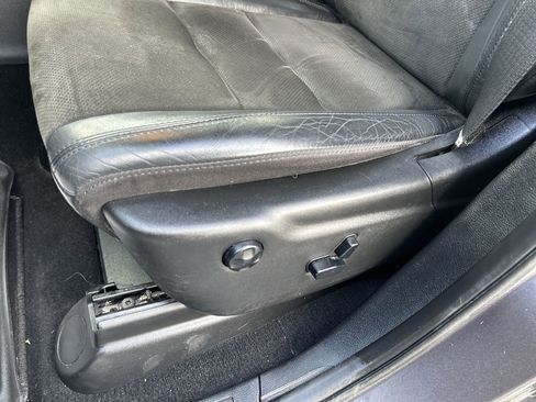 Used 2020 Jeep Grand Cherokee Altitude image 22