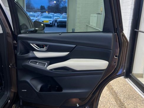 Used 2019 Subaru Ascent Limited w/ Popular Package #2A image 17