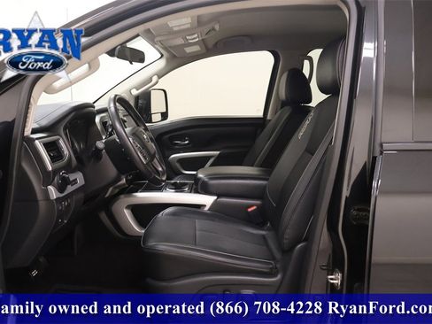 Used 2018 Nissan Titan PRO-4X w/ Pro-4x Utility Package image 7