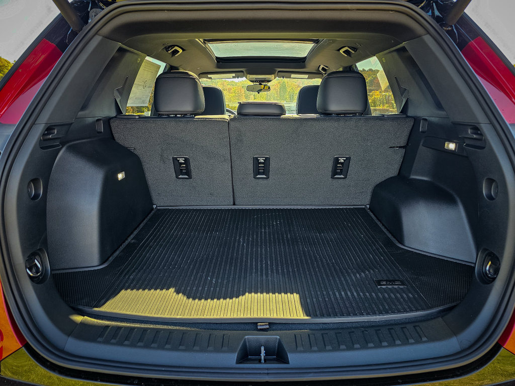New 2027 GMC Terrain AT4 w/ Convenience Package III AWD/4WD image 36