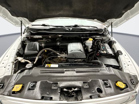 Used 2022 RAM 1500 Tradesman w/ Chrome Appearance Group image 23