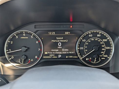 New 2025 Mitsubishi Outlander SE image 18