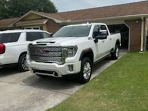 Used 2021 GMC Sierra 2500 Denali w/ Denali Ultimate Package AWD/4WD image 3