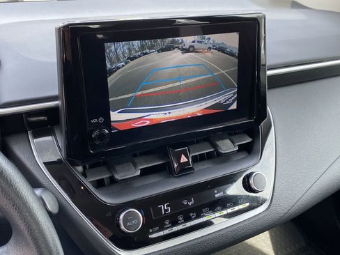 Certified 2023 Toyota Corolla LE image 27