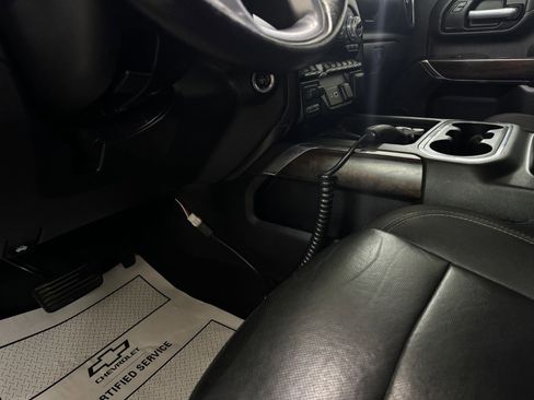 Used 2021 GMC Sierra 2500 SLT w/ SLT Premium Package image 22