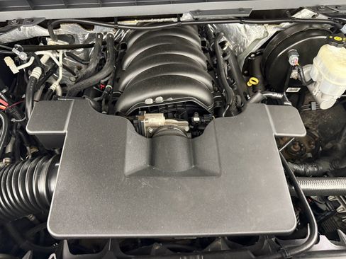 Used 2018 Chevrolet Silverado 1500 LT w/ All Star Edition image 24