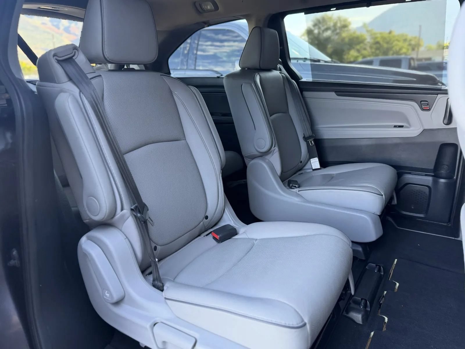 Used 2023 Honda Odyssey Elite image 19